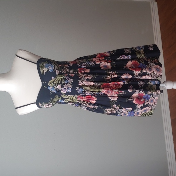 Band of Gypsies | Navy Floral Mini Dress - Picture 14 of 14